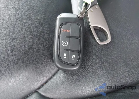 2015 Jeep Cherokee Limited из США, поврежденный, VIN 1C4PJMDS1FW647043